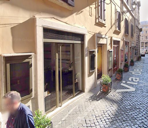 Via della Colonna Antonina n. 27