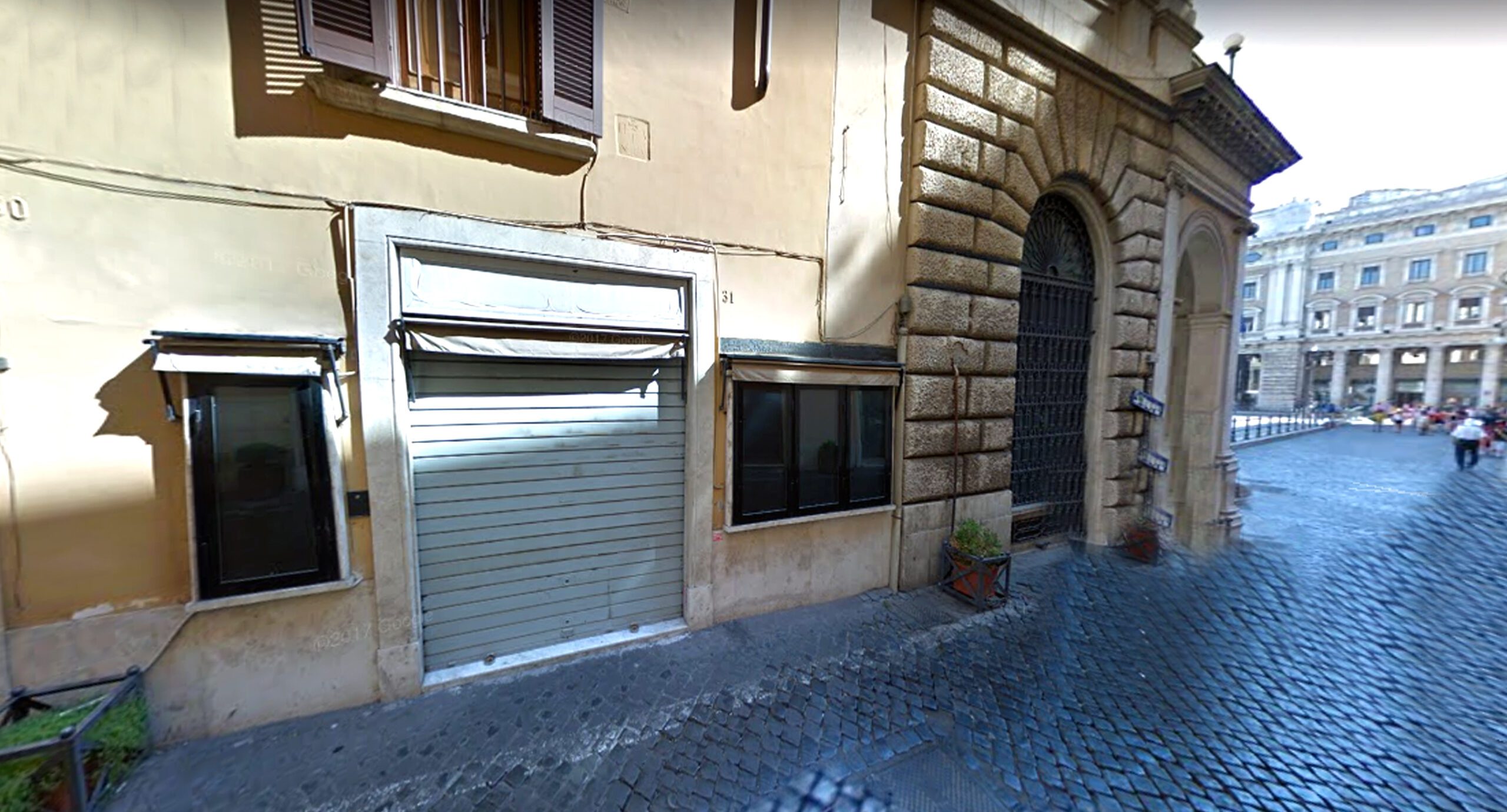 Via della Colonna Antonina n. 31