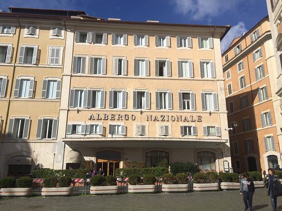 P.za Montecitorio n. 130 – 132